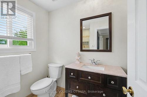 37 Gentle Gate Crescent, Ottawa, ON - Indoor Photo Showing Bathroom