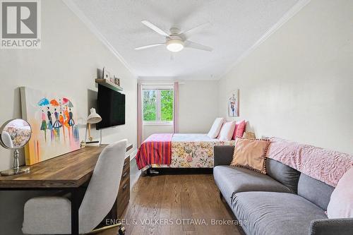 37 Gentle Gate Crescent, Ottawa, ON - Indoor Photo Showing Bedroom