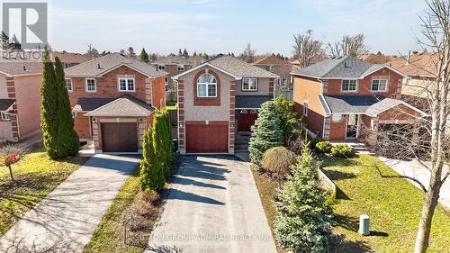 213 Tunbridge Road, Barrie, ON - Outdoor With Facade