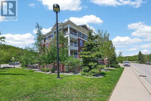 310 - 40 Horseshoe Boulevard, Oro-Medonte, ON - Outdoor With Balcony