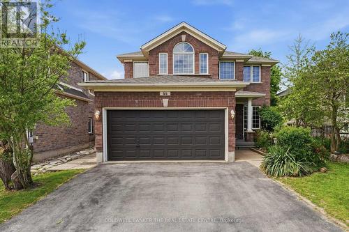 44 PRINCE WILLIAM WAY  Barrie, ON L4N 0Y9