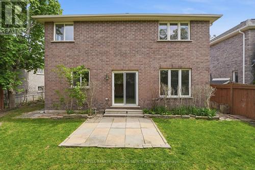 Walkout to Backyard - 44 Prince William Way, Barrie, ON 