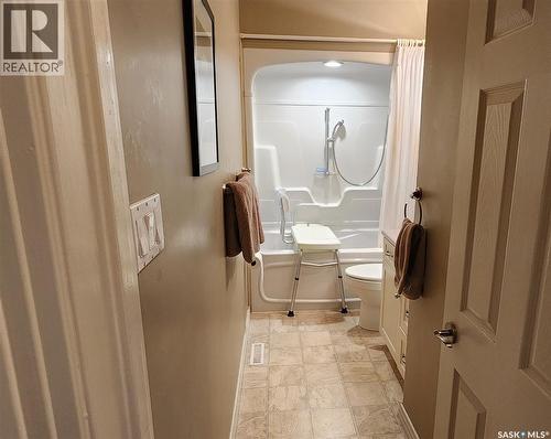 434 Ash Street E, Saskatoon, SK - Indoor Photo Showing Bathroom