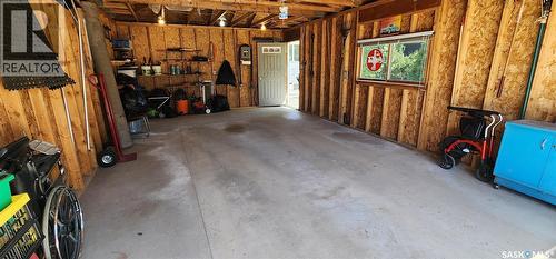 434 Ash Street E, Saskatoon, SK - Indoor Photo Showing Garage