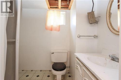 114 Edward Avenue, Coniston, ON - Indoor Photo Showing Bathroom