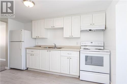 114 Edward Avenue, Coniston, ON - Indoor Photo Showing Kitchen With Double Sink