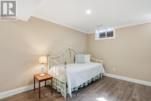 89 Mcarthur Drive, Guelph (Pineridge/Westminster Woods), ON - Indoor Photo Showing Bedroom