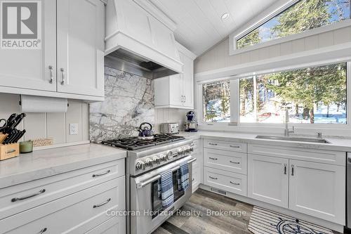 1050 Fair-Lee Park Road, Muskoka Lakes (Medora), ON 