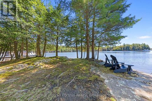 1054 Fair-Lee Park Road, Muskoka Lakes (Medora), ON 