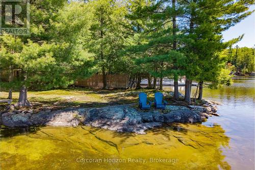 1054 Fair-Lee Park Road, Muskoka Lakes (Medora), ON 