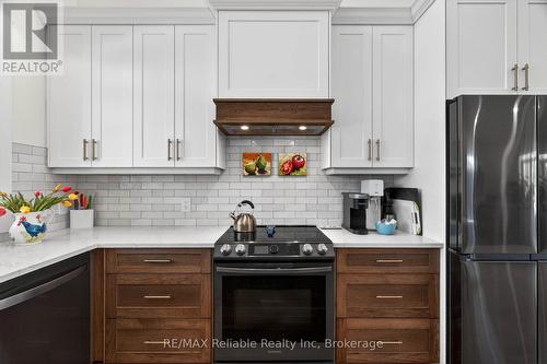 14 Thimbleweed Drive, Bluewater (Bayfield), ON - Indoor Photo Showing Kitchen