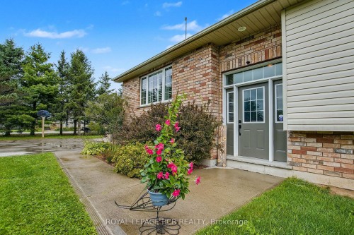 17 Deaken Drive, East Luther Grand Valley, ON - Outdoor