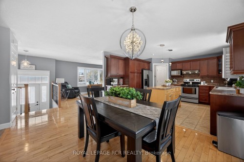 17 Deaken Drive, East Luther Grand Valley, ON - Indoor Photo Showing Dining Room
