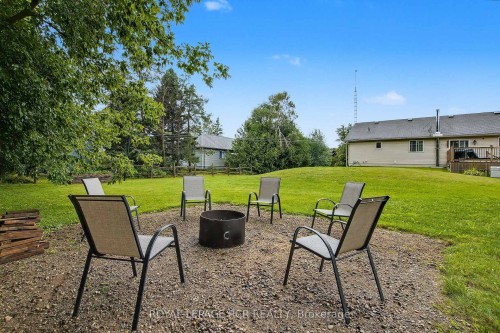 17 Deaken Drive, East Luther Grand Valley, ON - Outdoor With Backyard