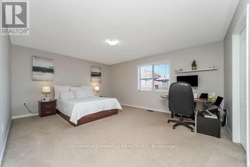 22 Raccoon Street, Brampton, ON - Indoor Photo Showing Bedroom