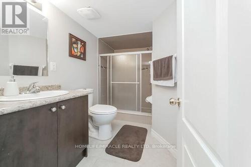 22 Raccoon Street, Brampton, ON - Indoor Photo Showing Bathroom