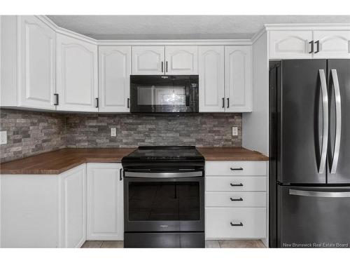 76 Cap Pele Crt, Dieppe, NB 