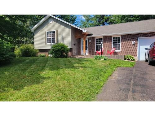 76 Cap Pele Crt, Dieppe, NB 