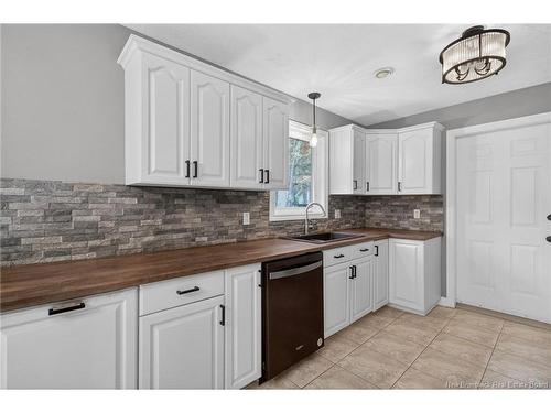 76 Cap Pele Crt, Dieppe, NB 