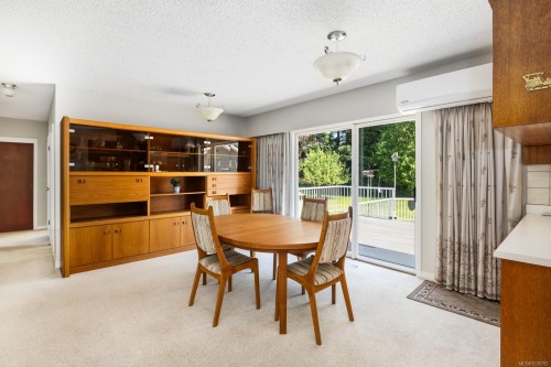 6067 Lakes Rd, Duncan, BC 