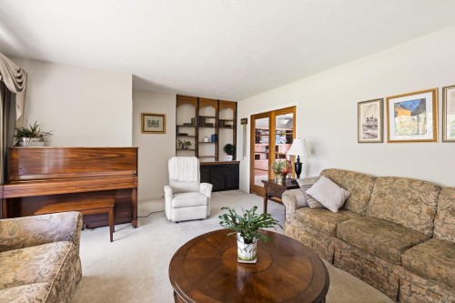 6067 Lakes Rd, Duncan, BC 