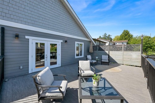 610 Ralph St, Saanich, BC 