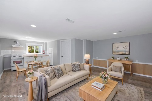 610 Ralph St, Saanich, BC 