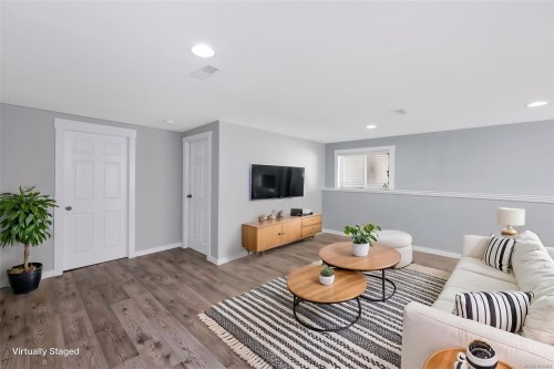 610 Ralph St, Saanich, BC 
