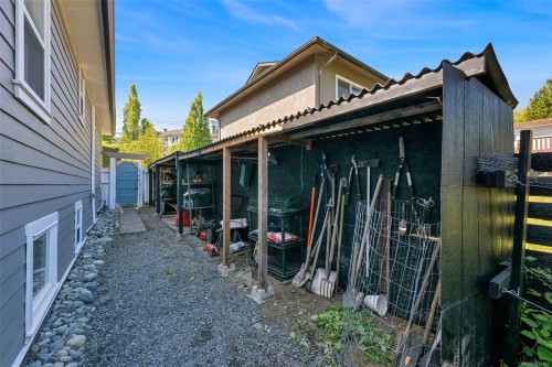 610 Ralph St, Saanich, BC 