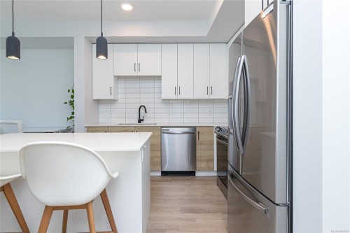 #217-2469 Gateway Rd, Langford, BC - Indoor Photo Showing Kitchen With Stainless Steel Kitchen With Upgraded Kitchen