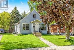 19 BEAUCOURT ROAD  Hamilton, ON L8S 2R1
