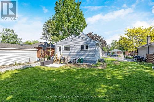 19 Beaucourt Road, Hamilton, ON - Outdoor