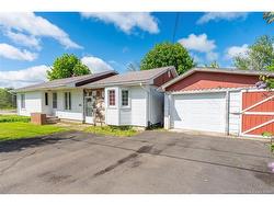 10 Webster AVE Moncton, NB E1E 2N5