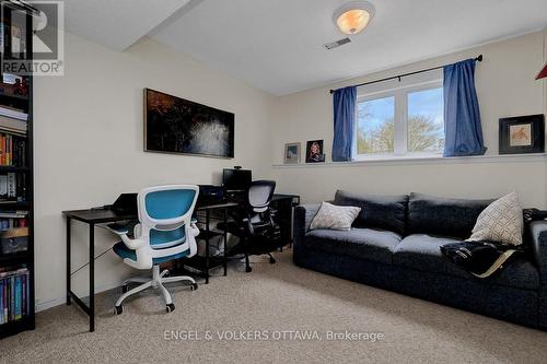 2963 Roger Stevens Drive E, Ottawa, ON - Indoor