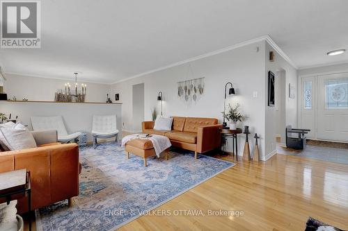 2963 Roger Stevens Drive E, Ottawa, ON - Indoor Photo Showing Living Room