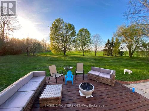 2963 Roger Stevens Drive E, Ottawa, ON - Outdoor