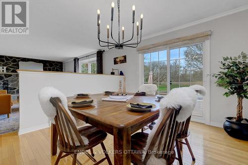 2963 Roger Stevens Drive E, Ottawa, ON - Indoor Photo Showing Dining Room