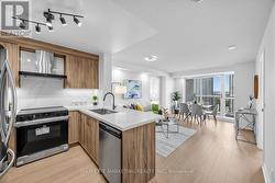 1902 - 5 MICHAEL POWER PLACE Toronto, ON M9A 0A3