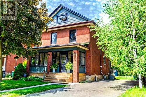 50 ROSEDALE AVENUE W  Brampton, ON L6X 1K1