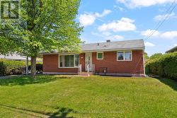 375 BROADVIEW DRIVE Pembroke, ON K8A 2A9