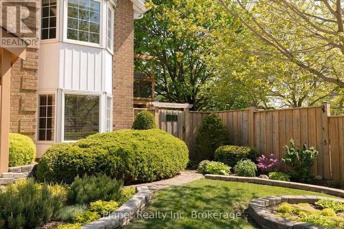 110 Woodborough Road, Guelph (Kortright West), ON - Outdoor
