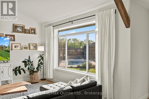 Main living space overlooks backyard oasis - 68 Hiddenvalley Drive, Belleville (Thurlow Ward), ON - Indoor