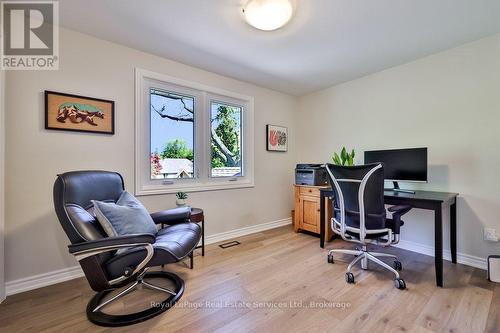 1528 Warland Road, Oakville (Sw Southwest), ON - Indoor Photo Showing Office
