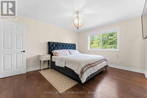 43 West Ridge Drive, Ottawa, ON - Indoor Photo Showing Bedroom
