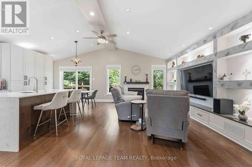 43 West Ridge Drive, Ottawa, ON - Indoor