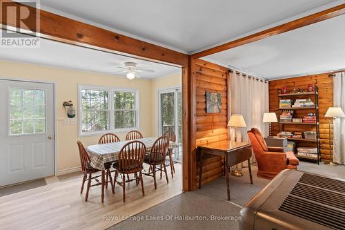 1099 Yellow Rock Drive, Highlands East (Glamorgan), ON - Indoor Photo Showing Dining Room