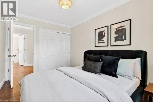 758 Francis Road, Burlington, ON - Indoor Photo Showing Bedroom