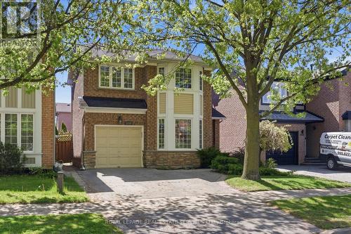 1118 GLEN VALLEY ROAD  Oakville, ON L6M 3K8