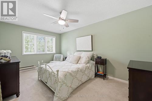 1118 Glen Valley Road, Oakville, ON - Indoor Photo Showing Bedroom