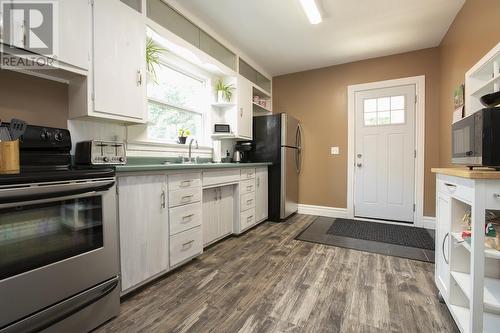 394 Charles St, Sault Ste. Marie, ON - Indoor Photo Showing Kitchen